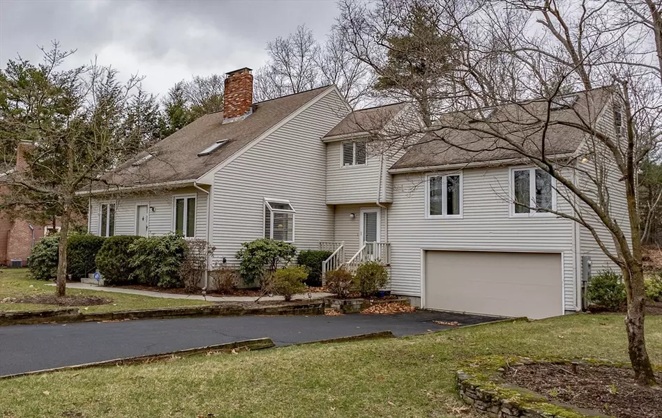 10 Nancy Rd, Natick, MA 01760