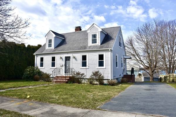 63 Nautilus Street, New Bedford, MA 02744