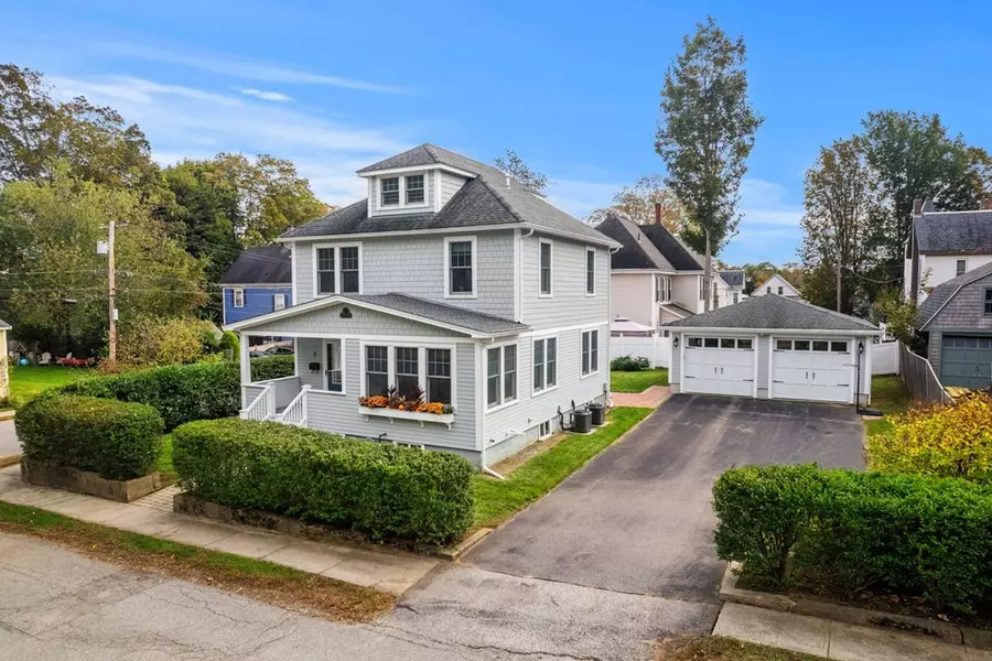 1 Woodlawn Street, Amesbury, MA 01913