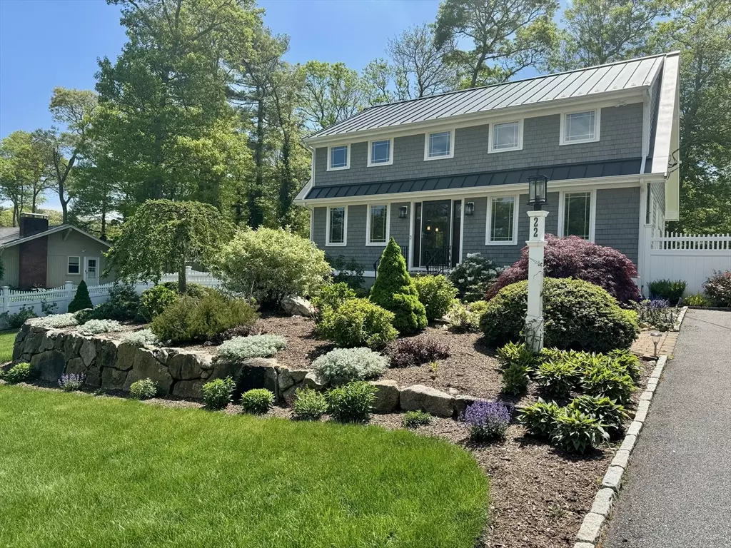 Falmouth, MA 02536,22 White Pine Ln