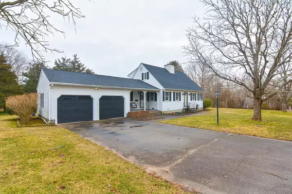 Falmouth, MA 02540,14 Lantern Ln