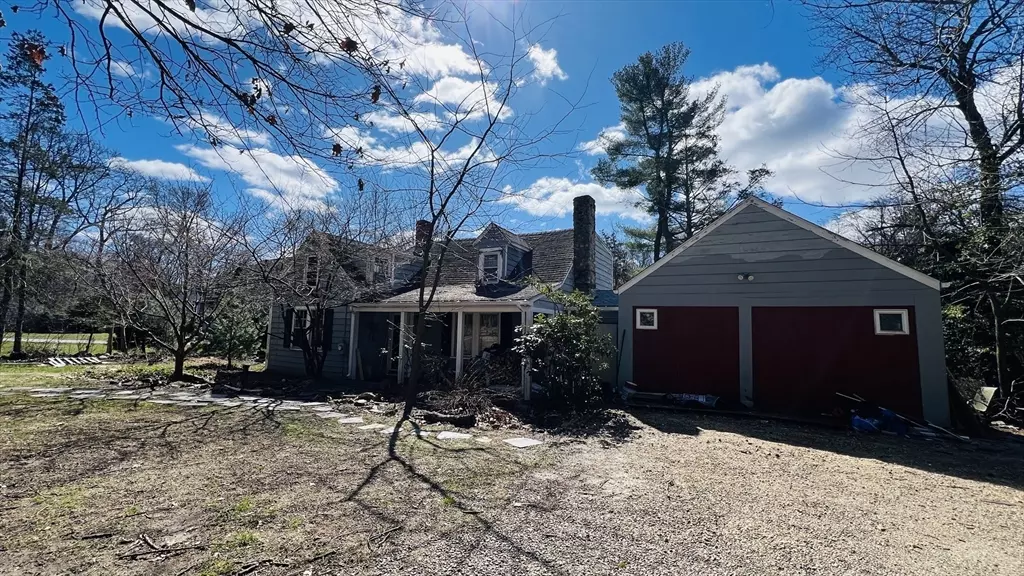 16 Old Cambridge Turnpike, Lincoln, MA 01773