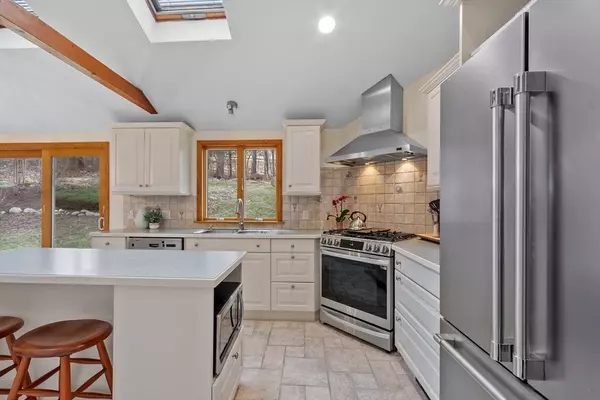 Stow, MA 01775,324 West Acton Road