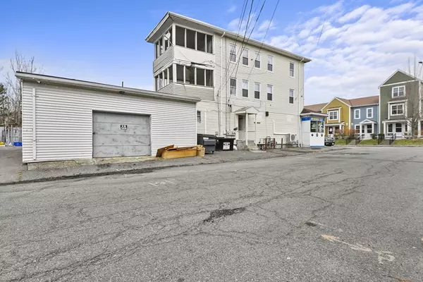 Taunton, MA 02780,32 Mason Street