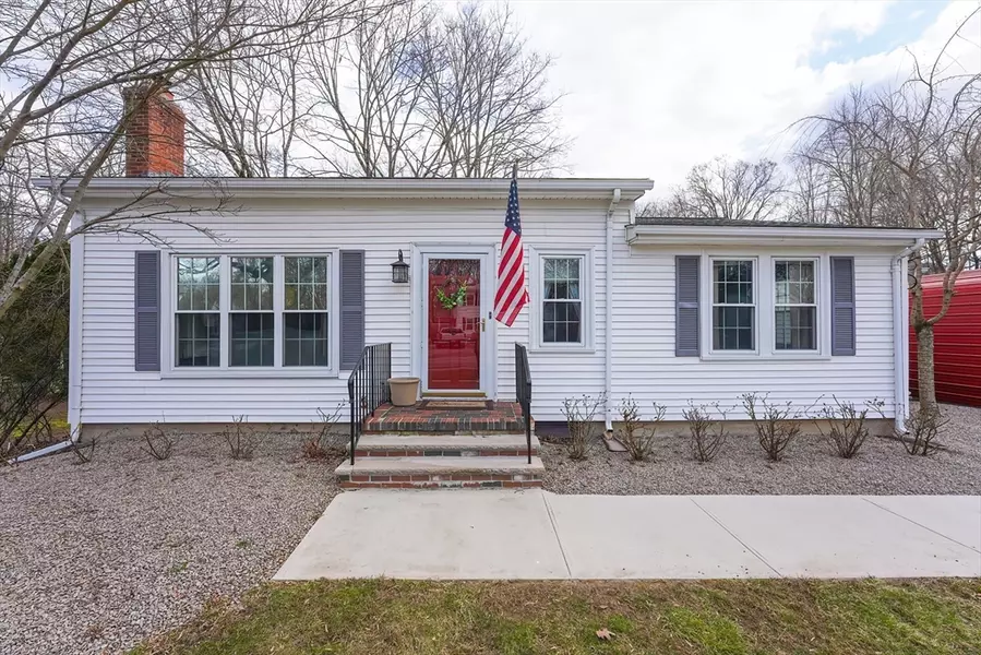 351 Mount Hope, North Attleboro, MA 02760