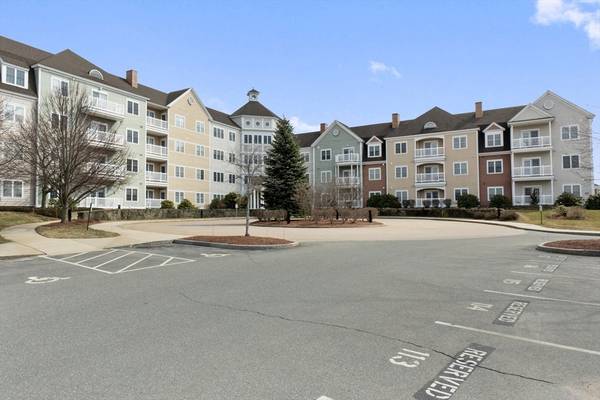 6 Woodman Way #407, Newburyport, MA 01950