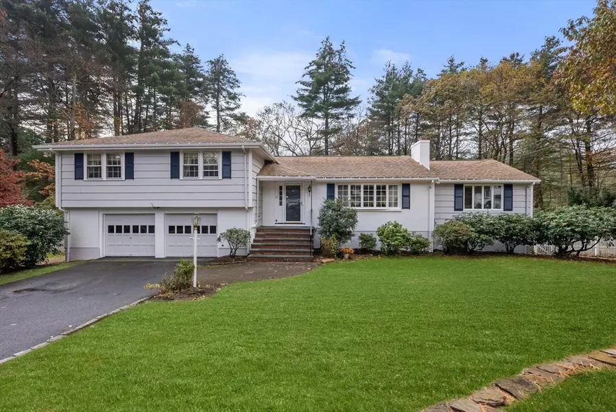 31 Circle Drive, Weston, MA 02493