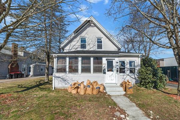 9 Hayward Ave, Brockton, MA 02301