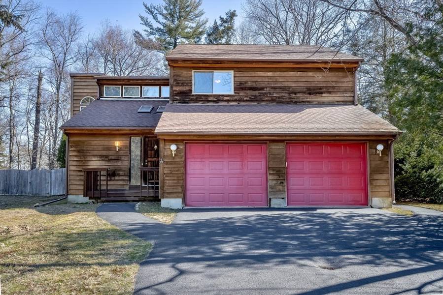 173 Llewellyn Drive, Westfield, MA 01085