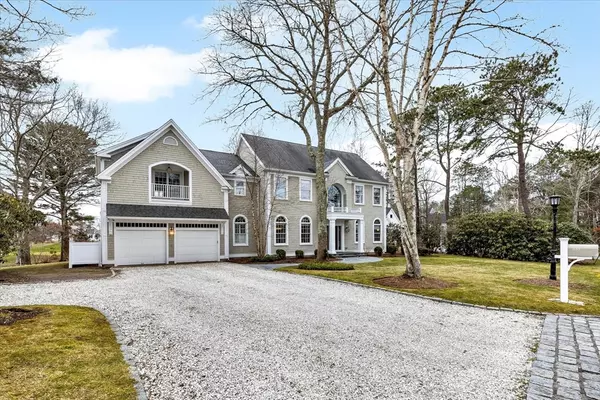 Mashpee, MA 02649,255 Willowbend Dr.