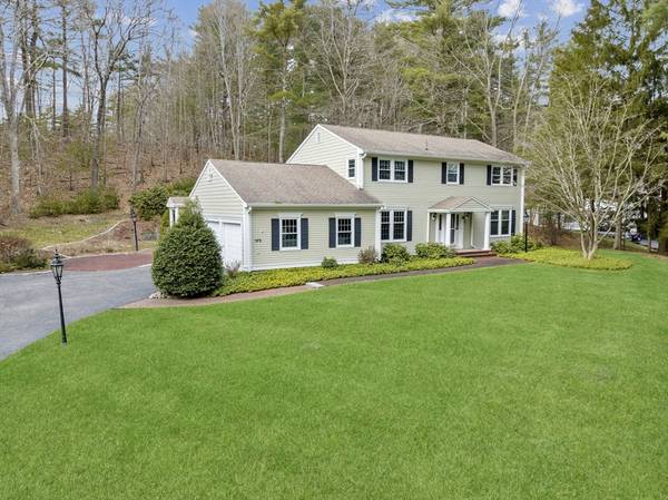 103 Brigantine Cir, Norwell, MA 02061