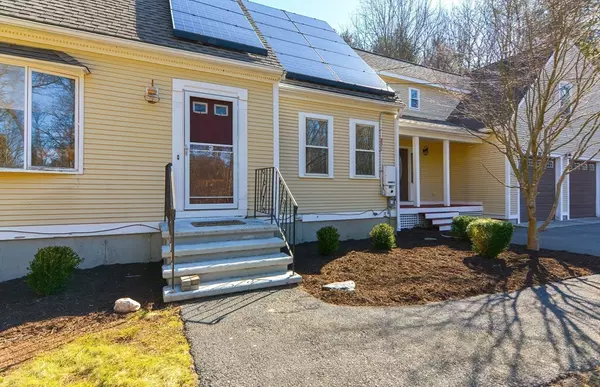 Norton, MA 02766,136 East  Hodges St