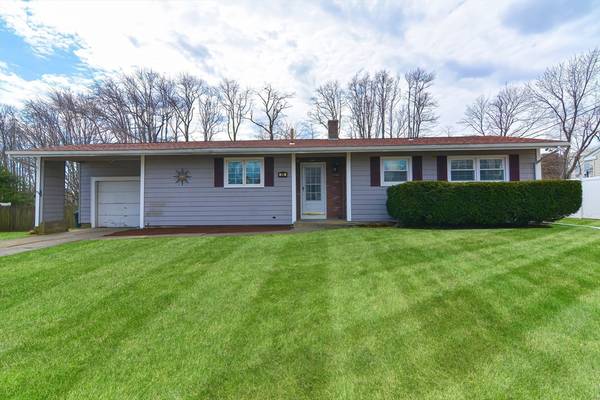 213 Lepes Rd, Somerset, MA 02726