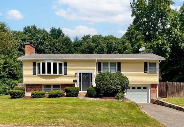 1 Birchwood Cir, Sharon, MA 02067