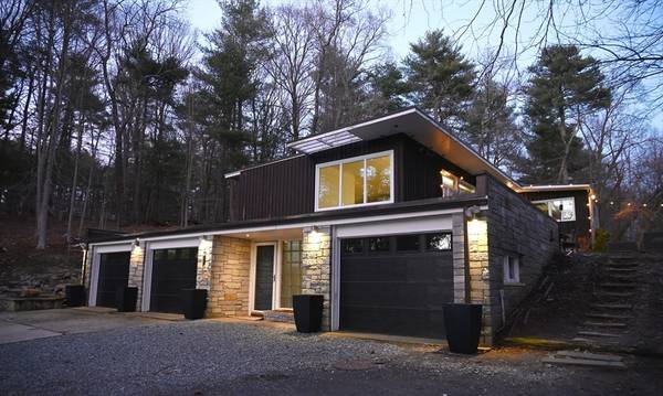 28 Woodridge, Wayland, MA 01778