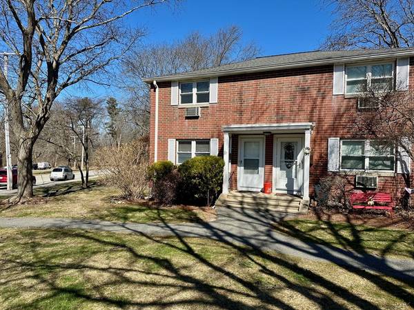 37 Kingston St #37, North Andover, MA 01845