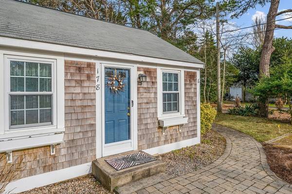 Yarmouth, MA 02664,178 Seaview Ave