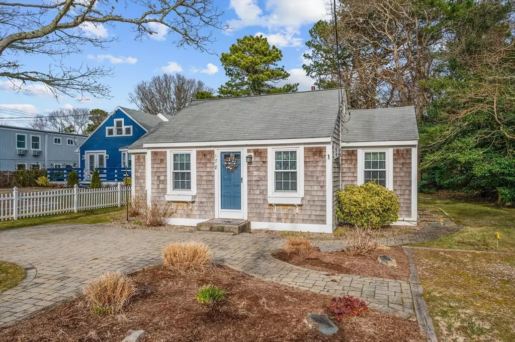 Yarmouth, MA 02664,178 Seaview Ave