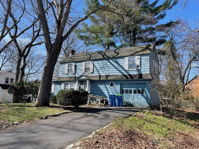 10 Fife Rd, Wellesley, MA 02481