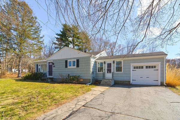 Douglas, MA 01516,11 Caswell Ct