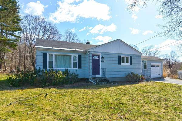 Douglas, MA 01516,11 Caswell Ct