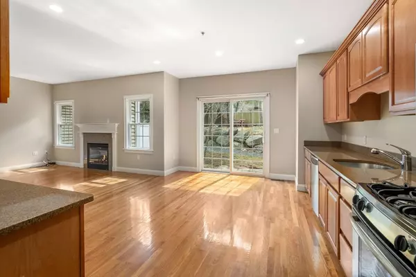 Sudbury, MA 01776,725 Boston Post Rd #10
