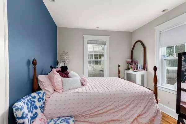 3 Bay State Rd Worcester, MA 01606