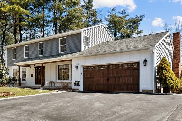 215 Bickford Hill Rd, Gardner, MA 01440