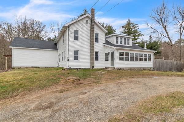 140 Greenwich Plains Rd, Ware, MA 01082