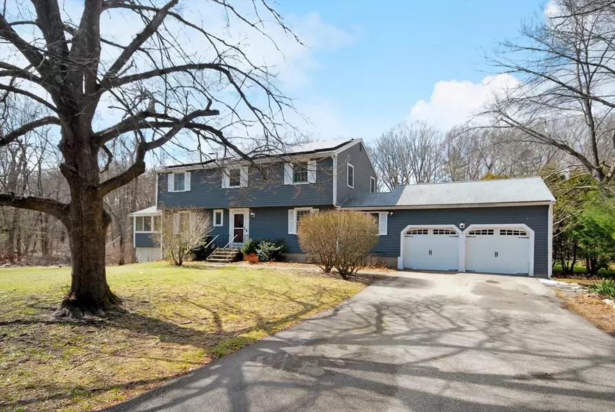 1 Hatch Rd, Acton, MA 01720