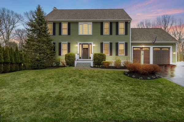 21 Fords Run, Stoughton, MA 02072