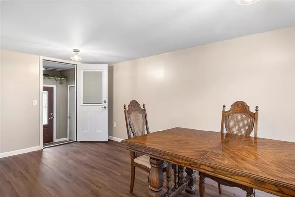 Athol, MA 01331,3752 Chestnut Hill Ave