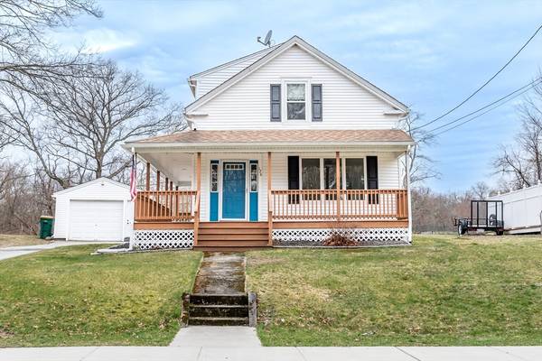 126 Central St, Millville, MA 01529