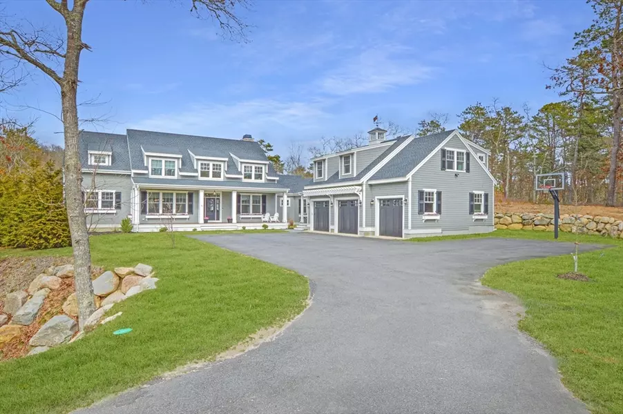 70 Sorrel Circle, Falmouth, MA 02536