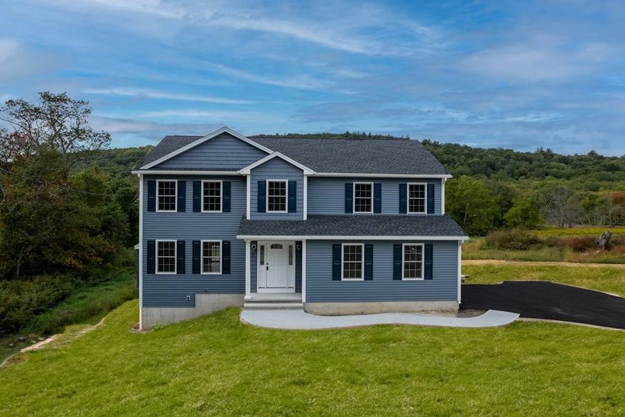 2 Upper Palmer, Monson, MA 01057