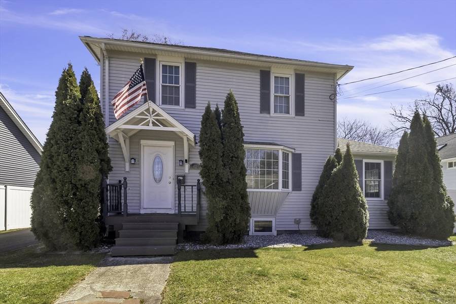 42 Loomis Ave, Westfield, MA 01085