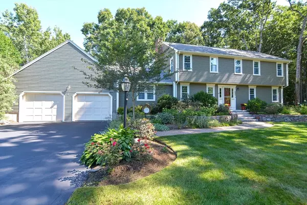 28 Barnstable Road, Norfolk, MA 02056