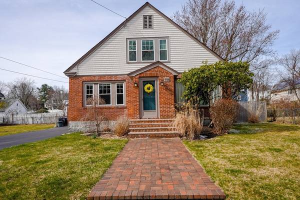 118 Vermont St, Methuen, MA 01844