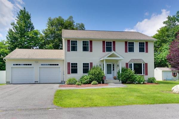 10 Rolfe Ave, Shrewsbury, MA 01545