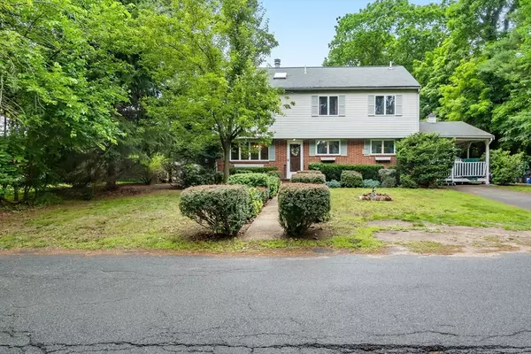 Whitman, MA 02382,547 Pine St