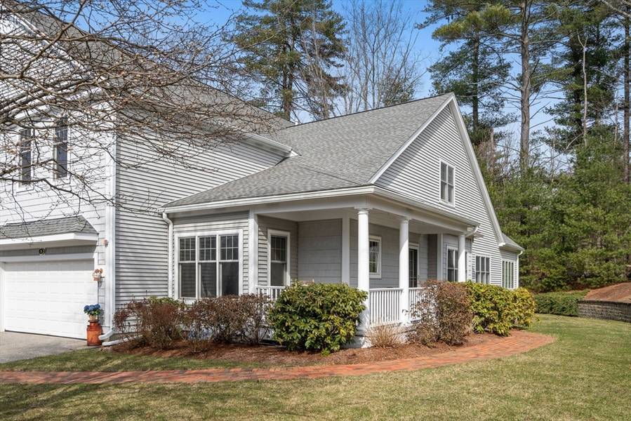 8 Hummock Way #8, Hudson, MA 01749