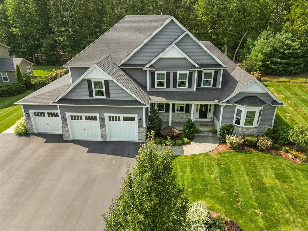 21 Tall Pines Ln, Seekonk, MA 02771