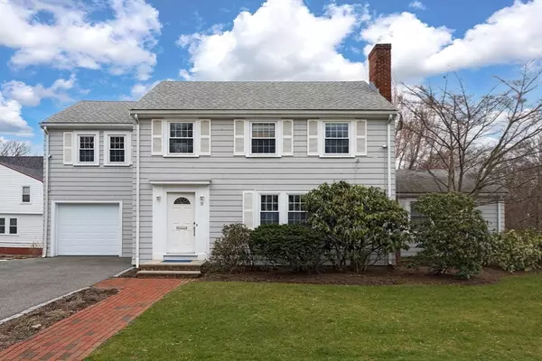 10 Kendall Rd, Newton, MA 02459