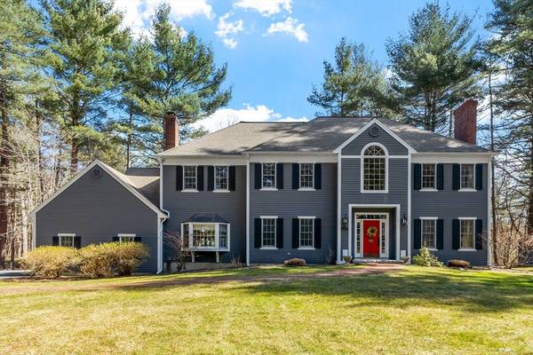 60 Hartwell Rd, Carlisle, MA 01741