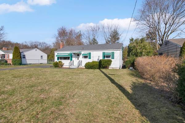 24 Jensen Circle, West Springfield, MA 01089