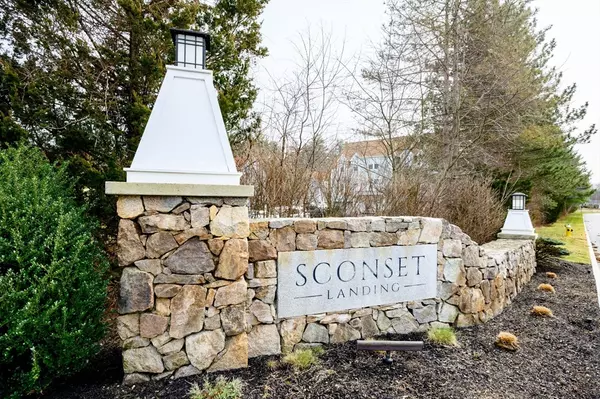 Hanover, MA 02339,9 Longwood Lane #9