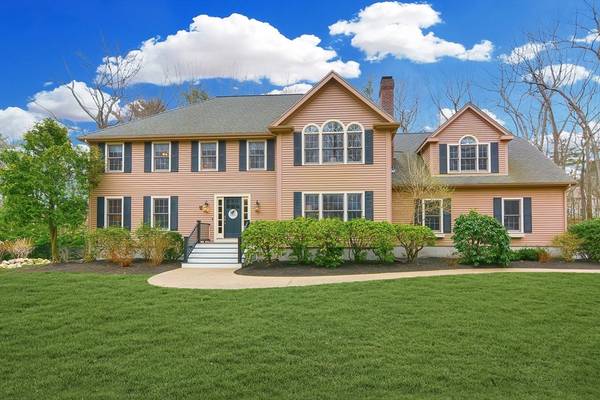 24 Independence Dr, Walpole, MA 02081