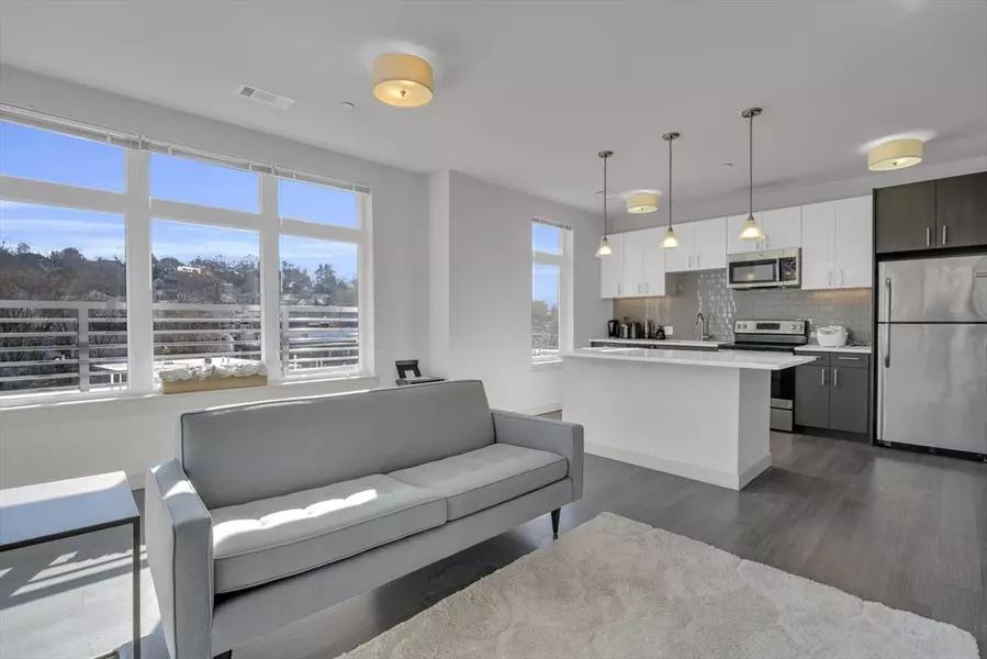 99 Tremont #518, Boston, MA 02135