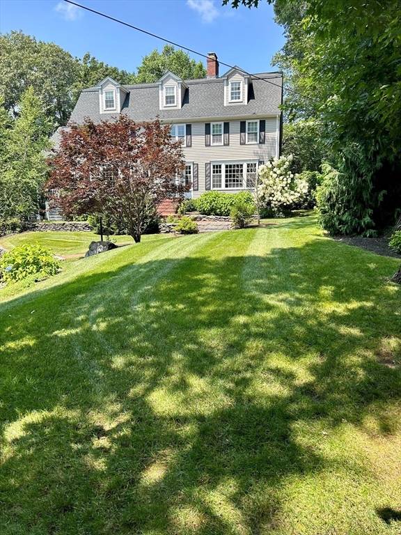 Wellesley, MA 02481,93 Sagamore Rd