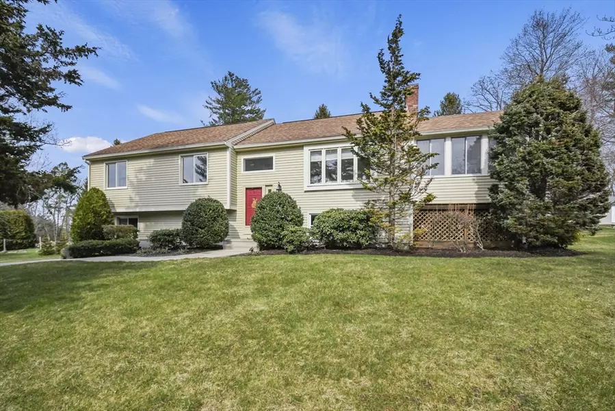 24 Wachusett Drive, Sutton, MA 01590